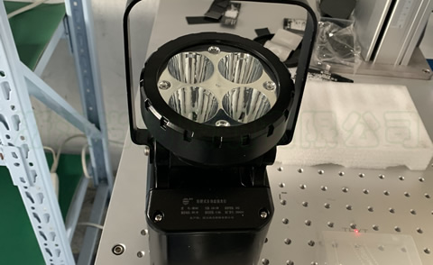 尚為SZSW2401防爆多功能探照燈的實(shí)物圖 尚為SZSW2401防爆多功能探照燈的實(shí)物圖